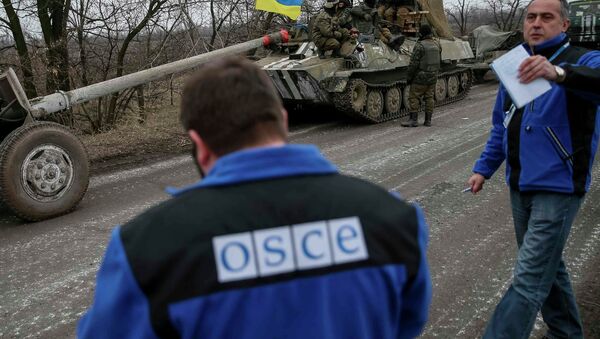 OSCE controla o movimento do material blindado ucraniano em Donbass - اسپوتنیک افغانستان  