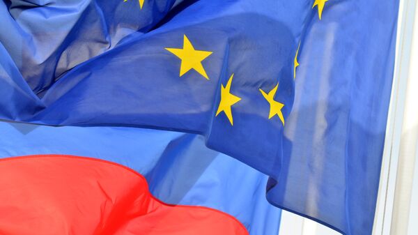 Banderas de la UE y Rusia (archivo) - اسپوتنیک افغانستان  