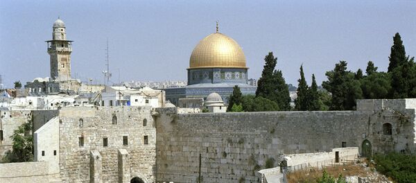 چند صد نفر در نزدیکی مسجد الاقصی در اورشلیم گرد هم آمدند - اسپوتنیک افغانستان  