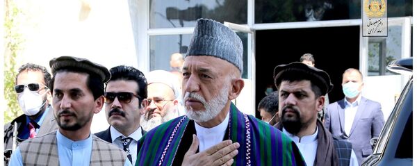 کرزی: ادامه جنگ توطئههای خارجی در برابر تلاشهای صلح افغانستان است کرزی: ادامه جنگ توطئههای خارجی در برابر تلاشهای صلح افغانستان است - اسپوتنیک افغانستان