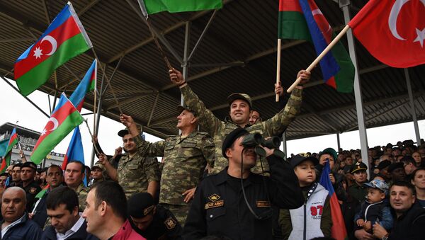 آذربایجان می گوید که گرجستان به ارمنستان در ارسال تسلیحات کمک کرده است - اسپوتنیک افغانستان  
