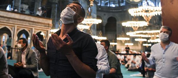 در ترکیه روزانه حداقل 89 نفر به کرونا آلوده می شوند در ترکیه روزانه حداقل 89 نفر به کرونا آلوده می شوند - اسپوتنیک افغانستان