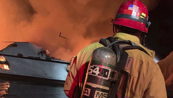 آتش‌سوزی در کالیفرنیا؛ 8 هزار نفر مجبور به تخلیه شدند - اسپوتنیک افغانستان  