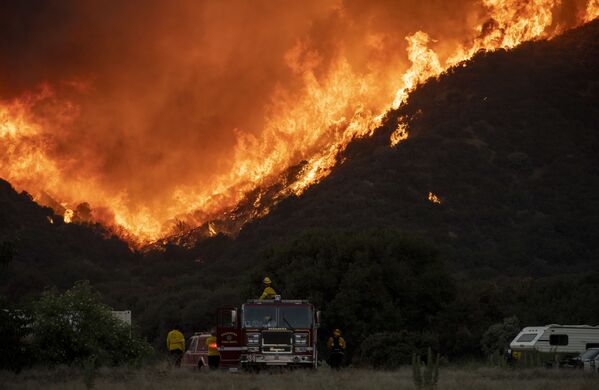 آتش سوزی وحشتناک کالیفرنیا - اسپوتنیک افغانستان  
