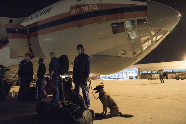 انتقال تجهیزات و متخصصین روسی جهت ارائه کمک به بیروت توسط طیاره ایل-76تی‌دی روسیه  - اسپوتنیک افغانستان  