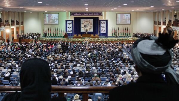 کرزی: قطعنامه صلح ما را آرزوی‌مان رساند - اسپوتنیک افغانستان  