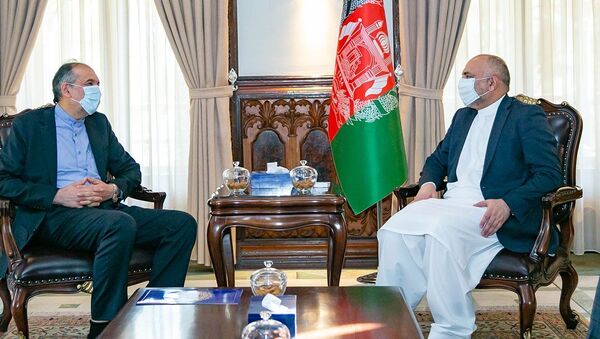 روند صلح افغانستان؛ سفیر ایران با اتمر دیدار کرد - اسپوتنیک افغانستان  