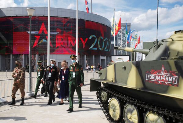 نمایشگاه  بین‌المللی نظامی - تخنیکی «آرمیا-2020» روسیه - اسپوتنیک افغانستان  