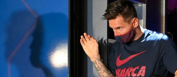 Лионель Месси в отеле (14 августа 2020). Лиссабон Лионель Месси в отеле (14 августа 2020). Лиссабон - اسپوتنیک افغانستان
