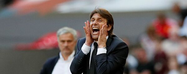 İngiltere Premier Lig ekibi Chelsea'nin yolları ayıdıkları Antonio Conte  İngiltere Premier Lig ekibi Chelsea'nin yolları ayıdıkları Antonio Conte  - اسپوتنیک افغانستان