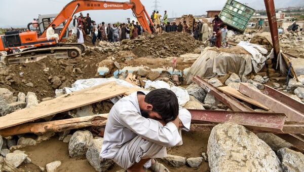 سیلاب پروان؛ شبکه‌های آبرسانی و زیربناهای شهر چاریکار از بین رفته‌است - اسپوتنیک افغانستان  
