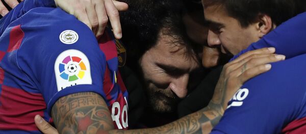 Игрок ФК Барселона Лионель Месси празднует гол во время турнира Ла Лига Игрок ФК Барселона Лионель Месси празднует гол во время турнира Ла Лига - اسپوتنیک افغانستان