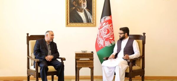محور دیدار محب با نماینده ویژه ایران برای افغانستان: تقویت نظام جهموری و پایان بحران افغانستان محور دیدار محب با نماینده ویژه ایران برای افغانستان: تقویت نظام جهموری و پایان بحران افغانستان - اسپوتنیک افغانستان