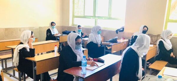 دچار شدن ۱۵۰ دانش‌آموز در یک هفتۀ گذشته در هرات به کرونا  - اسپوتنیک افغانستان  