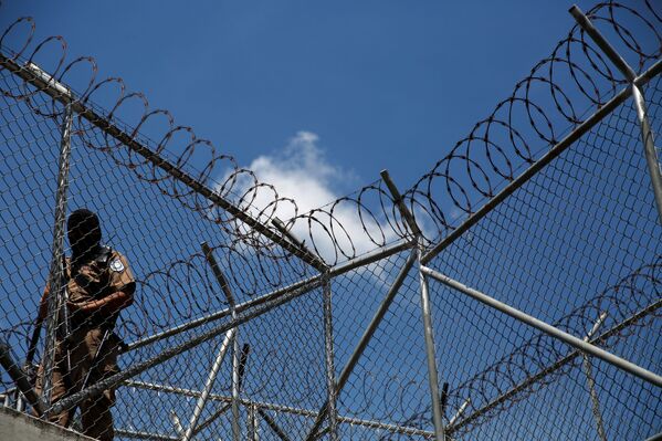 جای نیست؛ زندانهای پر از زندانی در السالوادور - اسپوتنیک افغانستان  