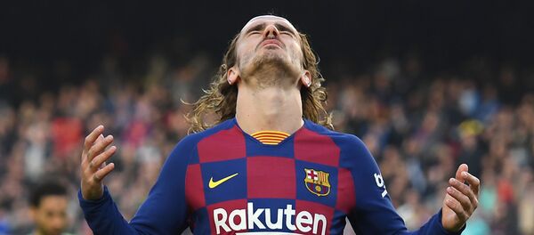 Форвард испанского футбольного клуба Барселона Антуан Гризманн на матче с Хетафе в Барселоне, Испания Форвард испанского футбольного клуба Барселона Антуан Гризманн на матче с Хетафе в Барселоне, Испания - اسپوتنیک افغانستان