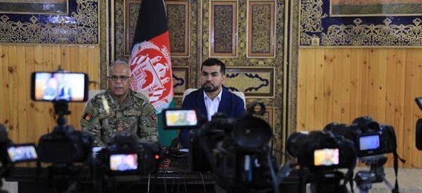 تبدیلی 46 منسوب و مکافات 12 منسوب هرات توسط معین ارشد امنیتی وزارت داخله تبدیلی 46 منسوب و مکافات 12 منسوب هرات توسط معین ارشد امنیتی وزارت داخله - اسپوتنیک افغانستان