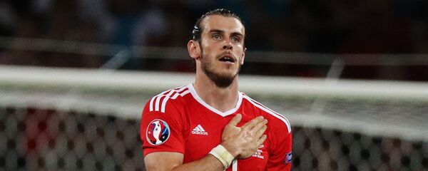 گرت بیل ستاره تاتنهام  Футбол. Чемпионат Европы - 2016. Матч Россия - Уэльс گرت بیل ستاره تاتنهام  Футбол. Чемпионат Европы - 2016. Матч Россия - Уэльс - اسپوتنیک افغانستان