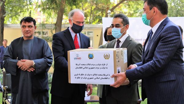 امریکا 100 دستگاه تنفس مصنوعی به افغانستان کمک کرد - اسپوتنیک افغانستان  