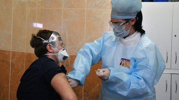 روسیه: سومین مرحله سومین واکسن کرونا تا دو ماه دیگر آغاز می‌شود - اسپوتنیک افغانستان  