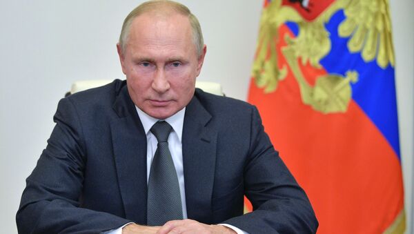 پوتین خطاب به مخالفان روسیه: دغدغه ما اين است که چگونه در مراسم خاکسپاری تان سرما نخوریم - اسپوتنیک افغانستان  