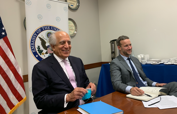 خلیلزاد: باید گفتگوهای دوباره آغاز شود خلیلزاد: باید گفتگوهای دوباره آغاز شود - اسپوتنیک افغانستان