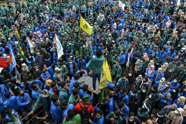 اعتراض هزارها نفر اندونزیا - اسپوتنیک افغانستان  