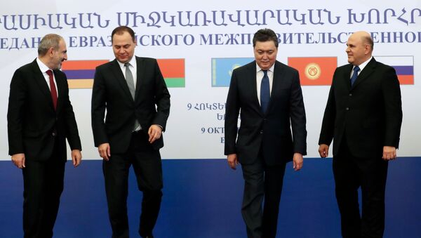 تاکید روی آتش‌بس؛ نخست وزیر روسیه با نخست ارمنستان دیدار کرد - اسپوتنیک افغانستان  
