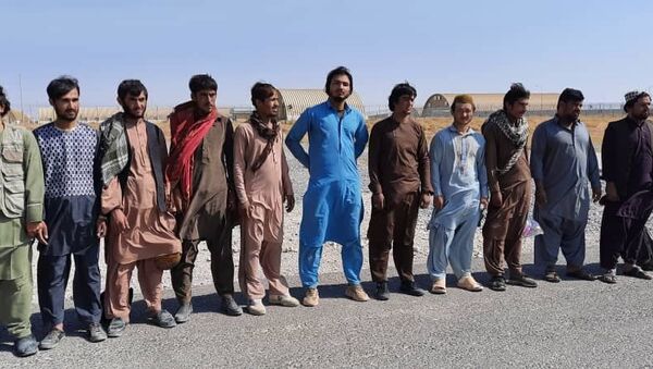 آزادی 43 تن از نیروهای دفاعی و امنیتی و چند نفر ملکی از زندان طالبان در ولایت زابل - اسپوتنیک افغانستان  