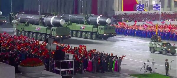 رونمایی کوریای شمالی از بزرگترین راکت قارهپیمای خود رونمایی کوریای شمالی از بزرگترین راکت قارهپیمای خود - اسپوتنیک افغانستان