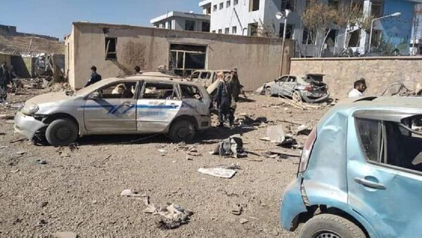 انفجار قوی در مقابل ریاست امور زنان در غور؛ 112 تن تاکنون کشته و زخمی شدند - اسپوتنیک افغانستان  