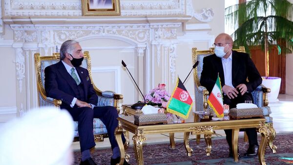 دیدار عبدالله عبدالله با محمدباقر قالیباف، رئیس مجلس شورای اسلامی جمهوری اسلامی ایران   - اسپوتنیک افغانستان  