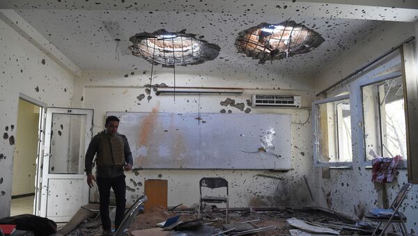 کلاس درسی پس از حمله خونین به دانشگاه کابل - اسپوتنیک افغانستان  