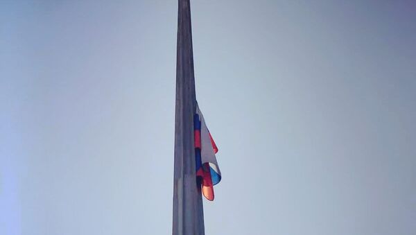 همدردی سفارت روسیه/ پرچم روسیه در کابل به حالت نیمه بر افراشته درآمد - اسپوتنیک افغانستان  