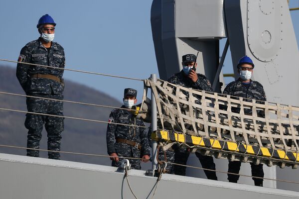 ملوانان بر روی  کشتی جنگی اسکندریه (911) - اسپوتنیک افغانستان  