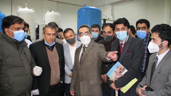 گشایش فابریکه تولید اکسیجن در درمانگاه محمد علی جناح - اسپوتنیک افغانستان  