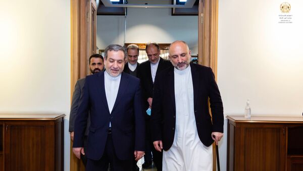 دیدار معاون وزیر خارجه ایران با حنیف اتمر - اسپوتنیک افغانستان  