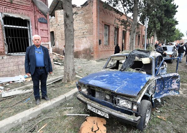عواقب گلوله باران شهر گنجه آذربایجان - اسپوتنیک افغانستان  