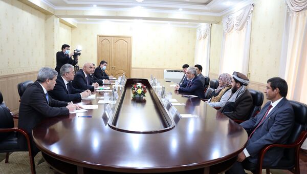 صلح افغانستان/ محور دیدار عبدالله و رئیس مجلس تاجیکستان - اسپوتنیک افغانستان  
