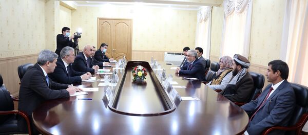 صلح افغانستان/ محور دیدار عبدالله و رئیس مجلس تاجیکستان - اسپوتنیک افغانستان  