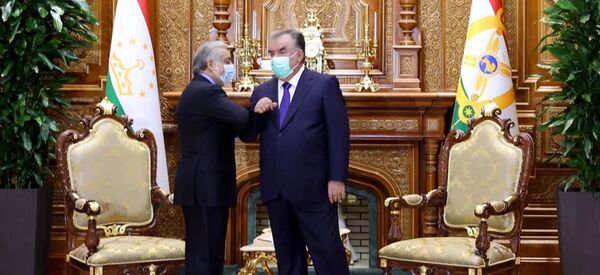 امام‌علی رحمان  در دیدار  با عبدالله/ از تلاش‌های صلح در افغانستان حمایت می‌کنیم - اسپوتنیک افغانستان  