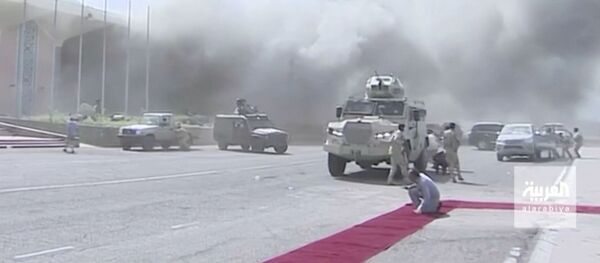 انفجار در میدان هوایی عدن؛ نخست وزیر یمن واکنش نشان داد انفجار در میدان هوایی عدن؛ نخست وزیر یمن واکنش نشان داد - اسپوتنیک افغانستان