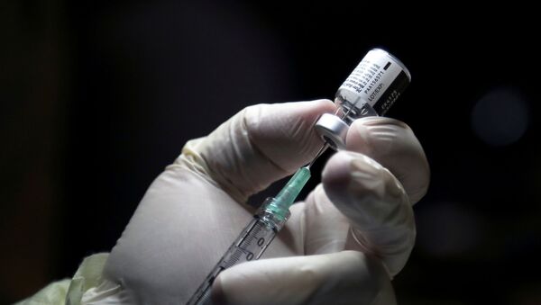  در مکزیک یک پزشک پس از گرفتن واکسن فایزر بستری شد - اسپوتنیک افغانستان  