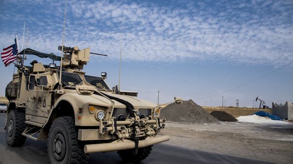 نیروهای امریکایی 20 لاری حامل غلات سوریه را دزدی و به عراق برد - اسپوتنیک افغانستان  