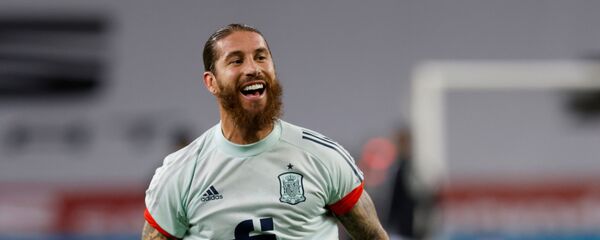 Spain's Sergio Ramos during the warm up before the match  Spain's Sergio Ramos during the warm up before the match  - اسپوتنیک افغانستان