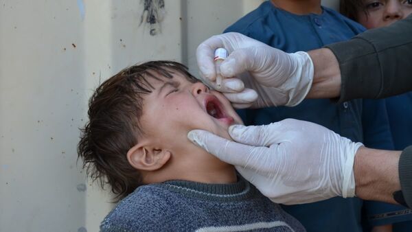 کارزار سراسری واکسیناسیون پولیو در افغانستان/ طالبان این بار ممانعت ندارند - اسپوتنیک افغانستان  