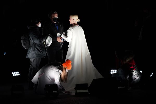 کیتی پری پس از اجرای آهنگ به افتخار مراسم تحلیف جو بایدن - اسپوتنیک افغانستان  