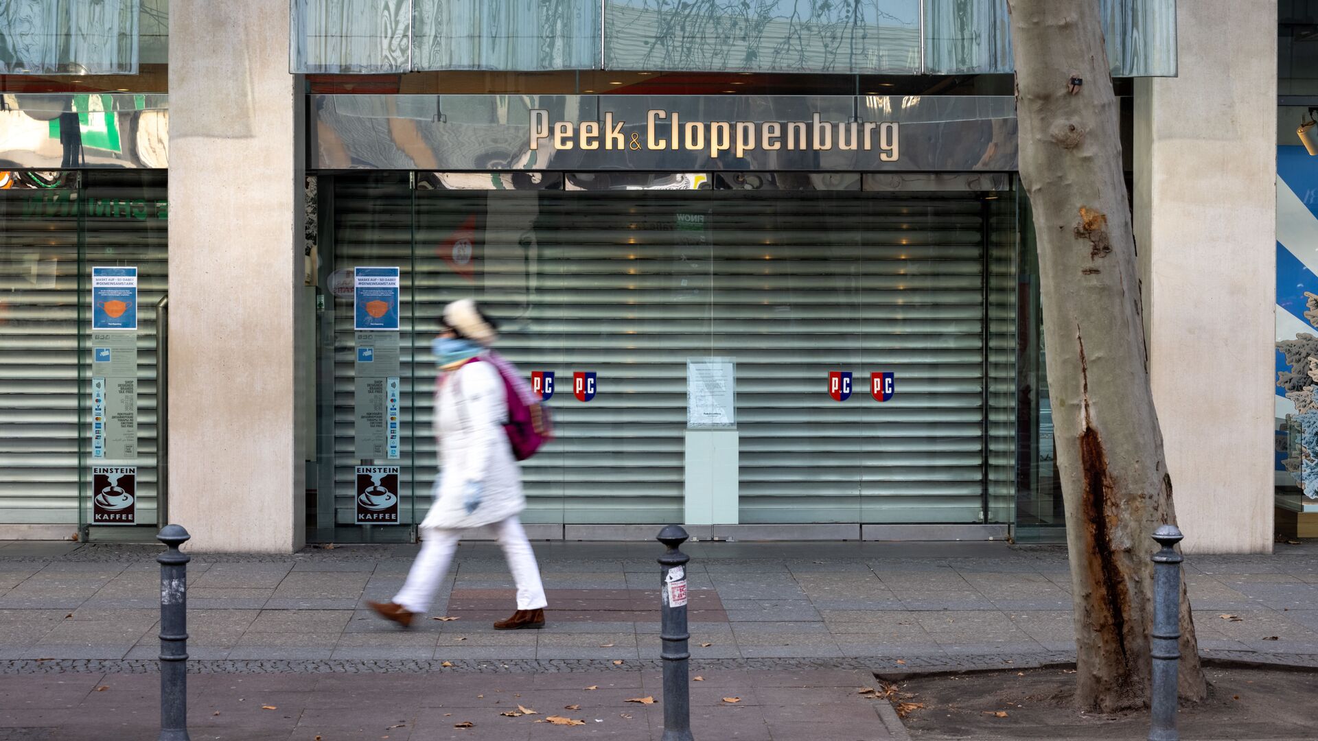 Закрытый магазин на улице Тауэнциенштрассе в Берлине во время общенационального локдауна в Германии - اسپوتنیک افغانستان  , 1920, 27.07.2022