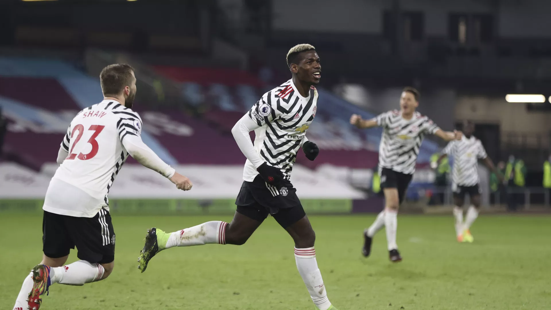 Paul Pogba wheels away after scoring for Manchester United against Burnley on 12 January 2021 Paul Pogba wheels away after scoring for Manchester United against Burnley on 12 January 2021 - اسپوتنیک افغانستان , 1920, 02.02.2022
