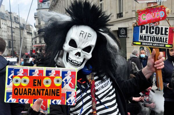  اعتراضات به لایحه در مورد امنیت جهانی در میدان پاریس. - اسپوتنیک افغانستان  
